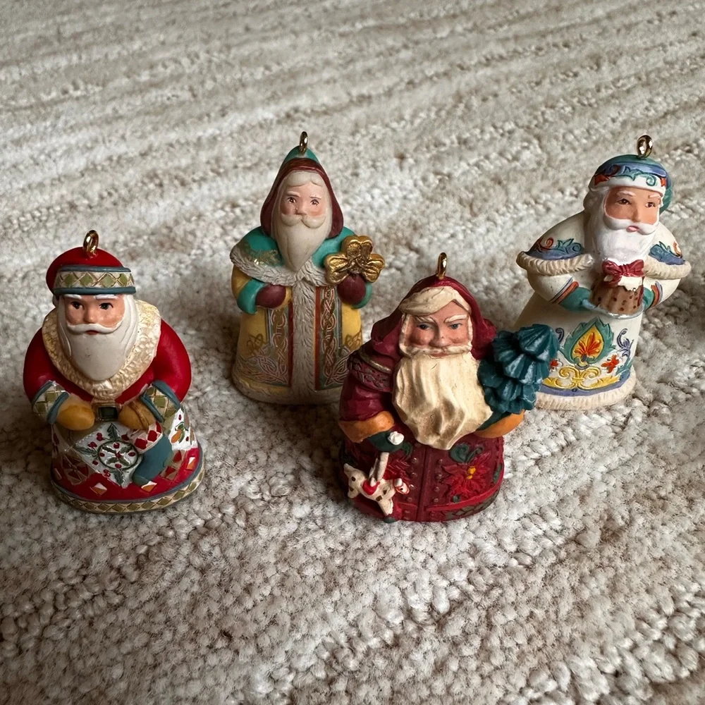 Set of Hallmark Keepsake 2006 Santa's From Around the World, Miniatures